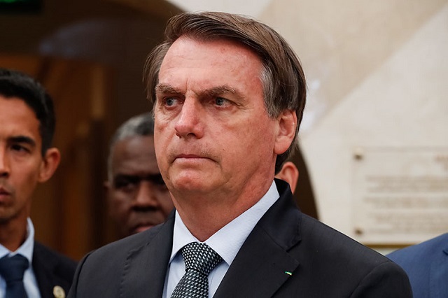 "Não vou renunciar ao meu mandato", afirma Bolsonaro