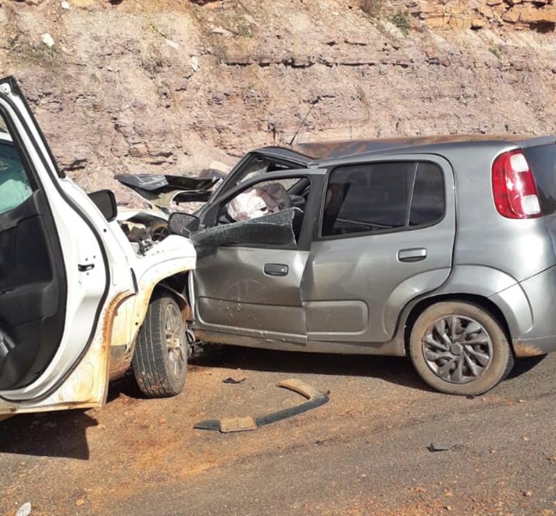 Padre e seminaristas sofrem acidente próximo a cidade de Vera Mendes