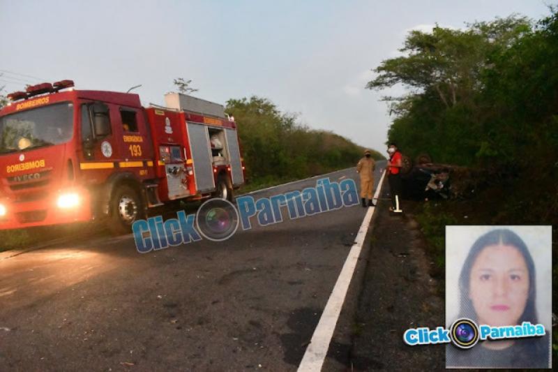 Colisão frontal entre veículo de passeio e caminhão deixa uma mulher morta em BR do Piauí