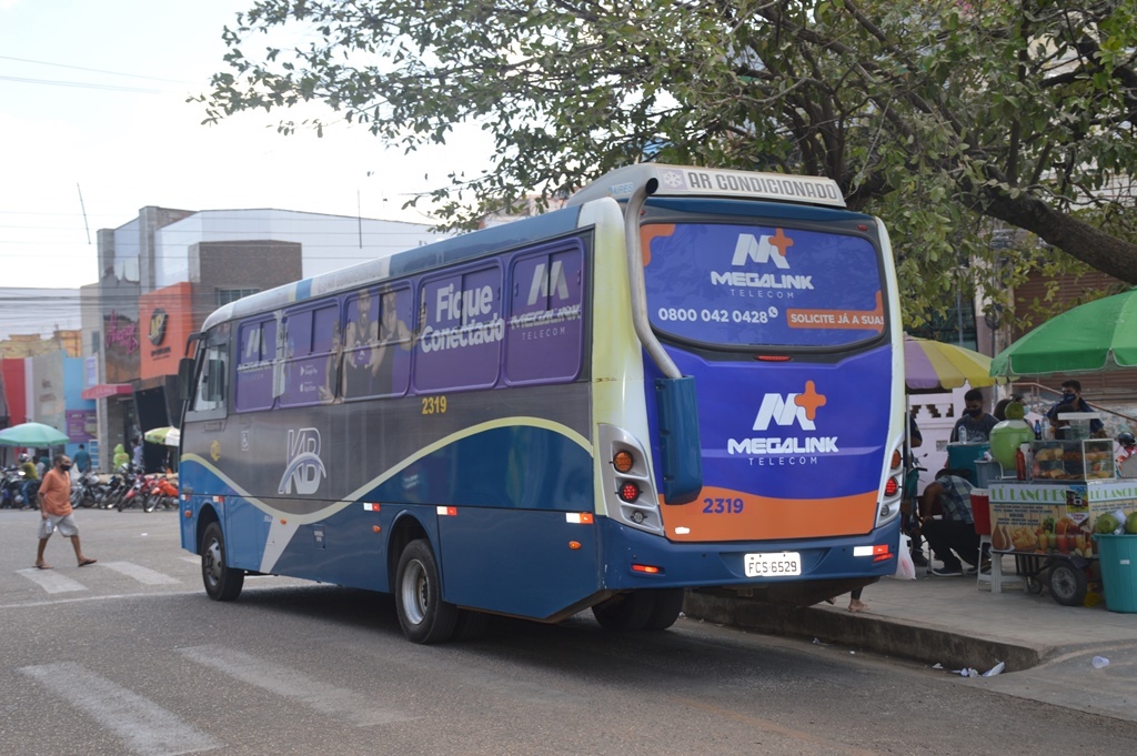 Prefeitura de Picos rescinde contrato com empresa de ônibus KB transporte